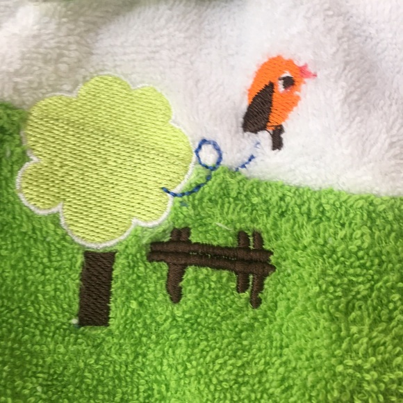 Baby rode with elephant and bird appliqué - Picture 2 of 4